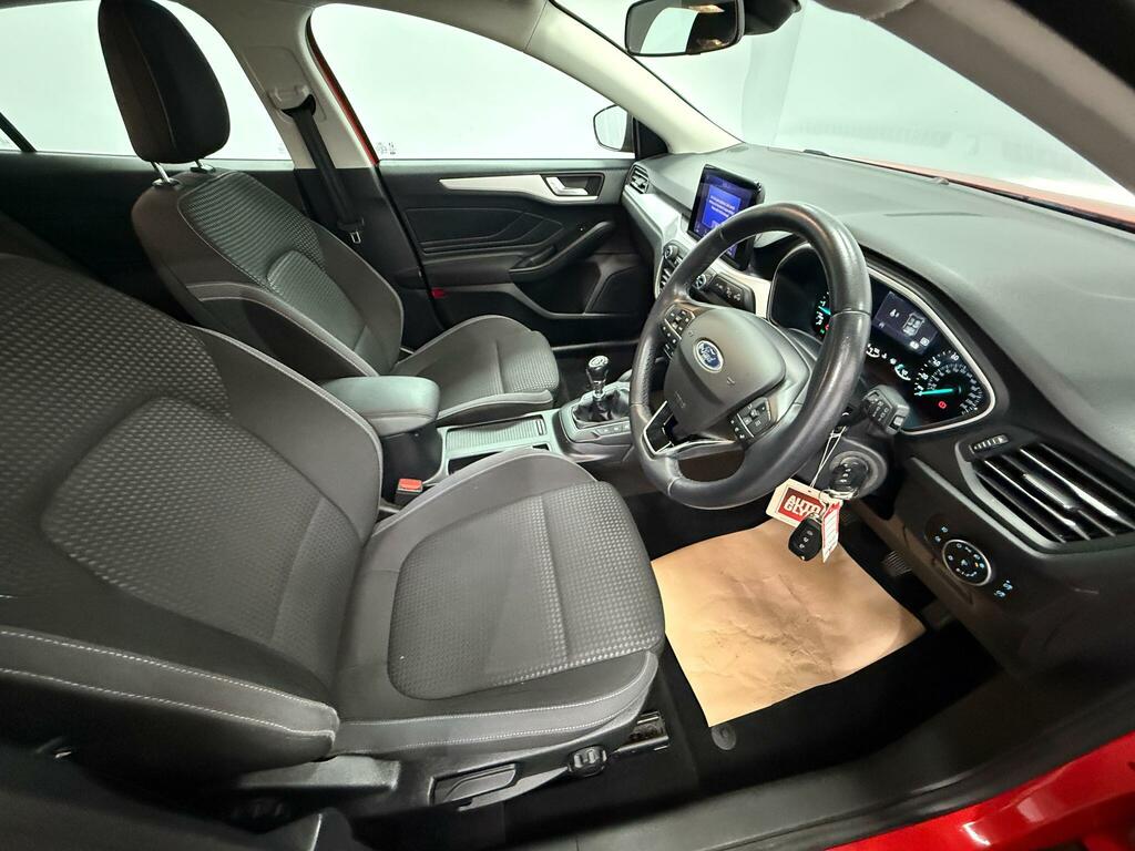 Ford Focus 1.5 Ecoblue 120 Zetec Red #5