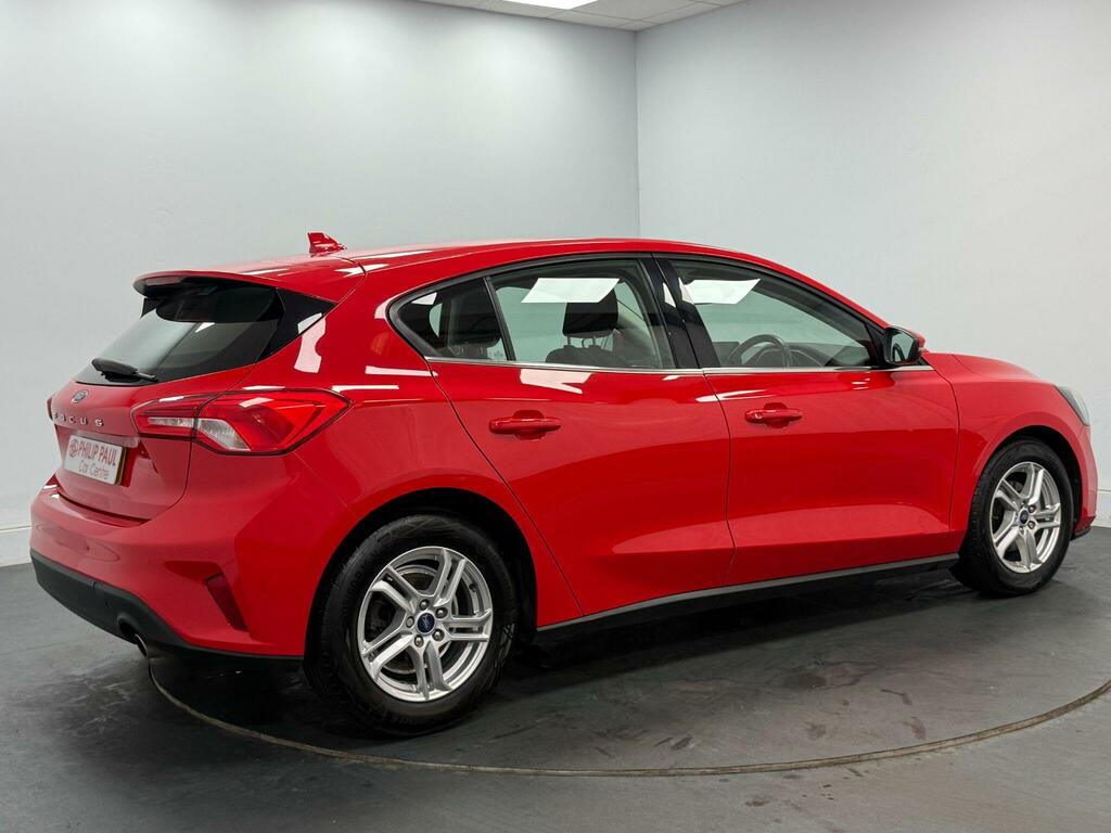 Ford Focus 1.5 Ecoblue 120 Zetec Red #4