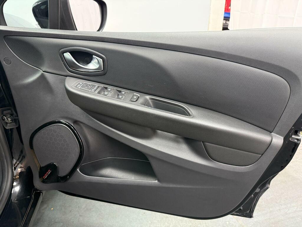 Renault Clio Hatchback 1.2 Tce Signature Nav Euro 6 Ss Grey #16