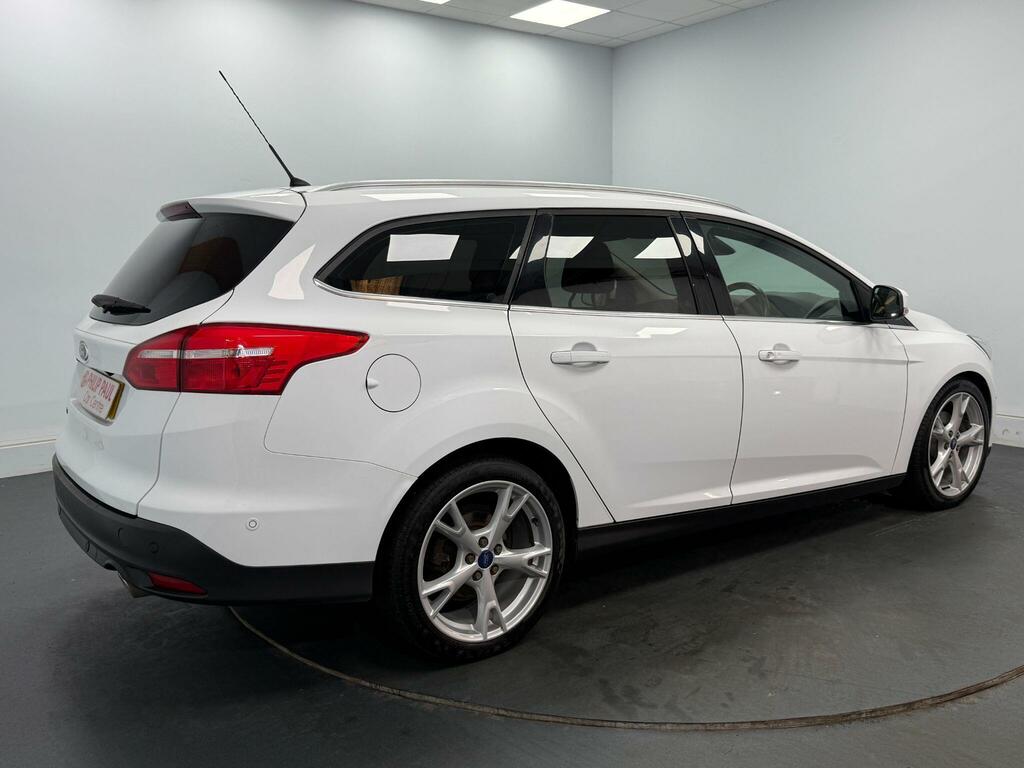 Ford Focus 2.0 Tdci Titanium X Powershift White #4