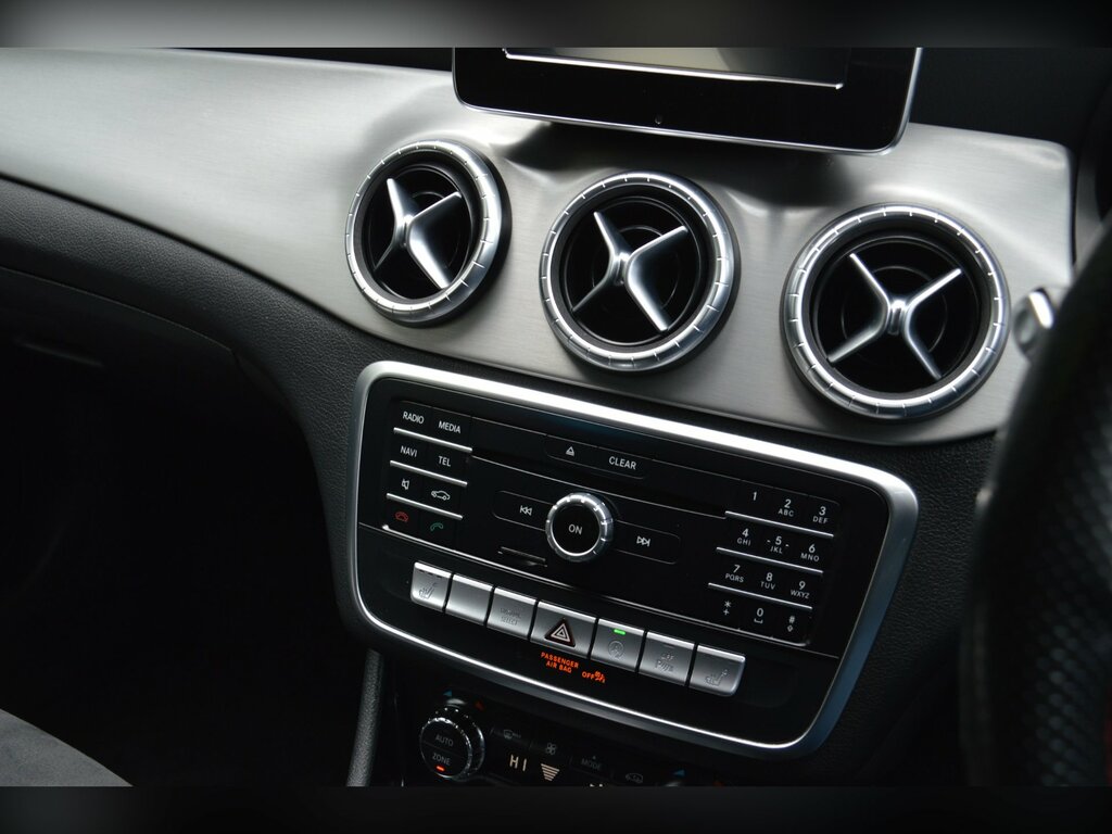 Mercedes-Benz CLA Class 2016 Mercedes Cla 2.1 Cla 200 D Amg Line White #16