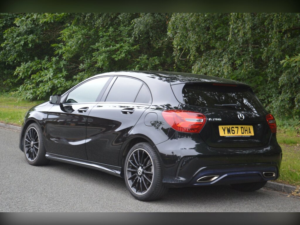 Mercedes-Benz A Class 1.6 A200 Amg Line Premium Hatchback 7 Black #4