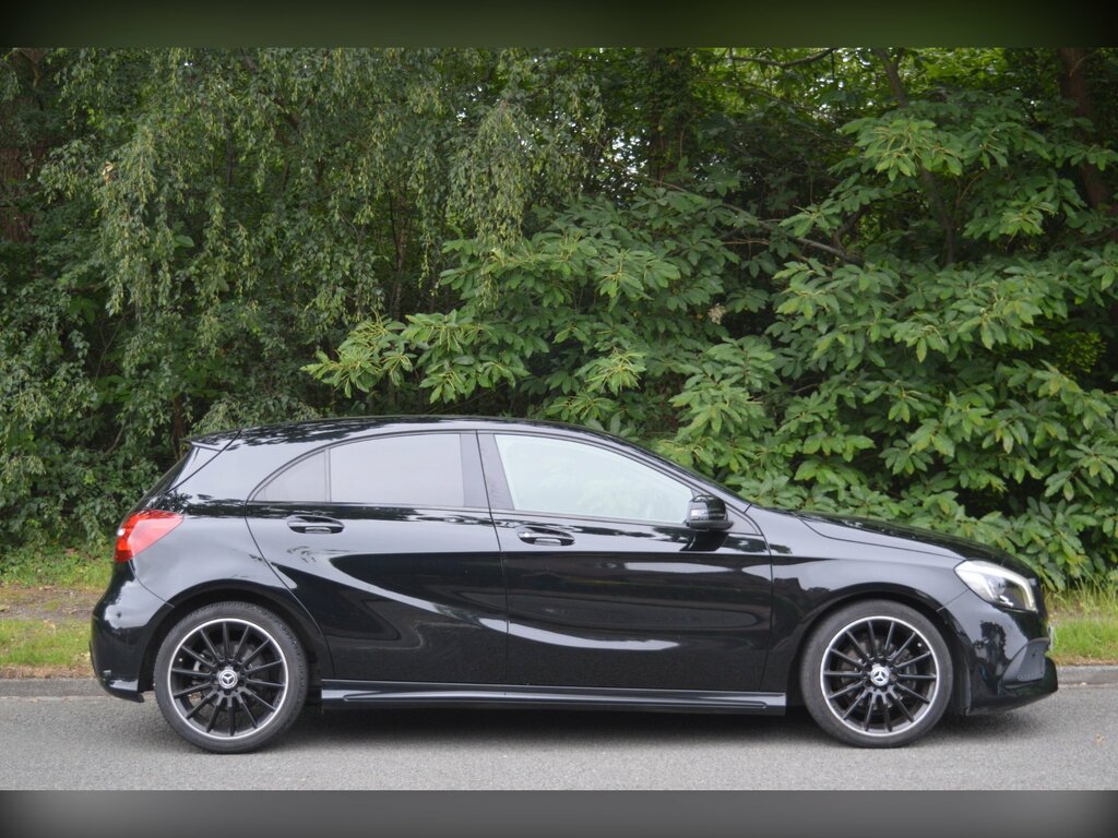 Mercedes-Benz A Class 1.6 A200 Amg Line Premium Hatchback 7 Black #6