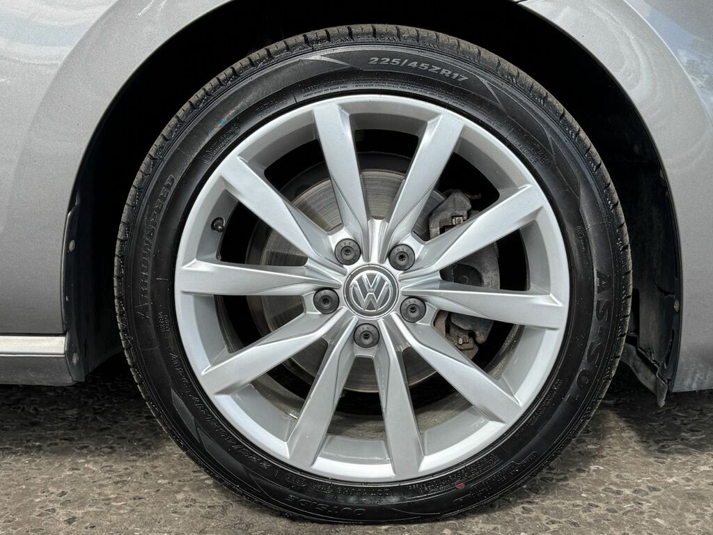 Volkswagen Golf SV Mpv Blue #7