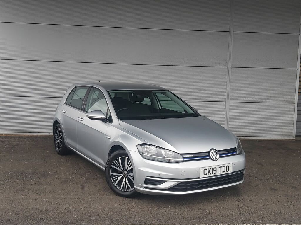 Volkswagen Golf 1.5 Tsi Se Navigation 130 Bhp Dsg Silver
