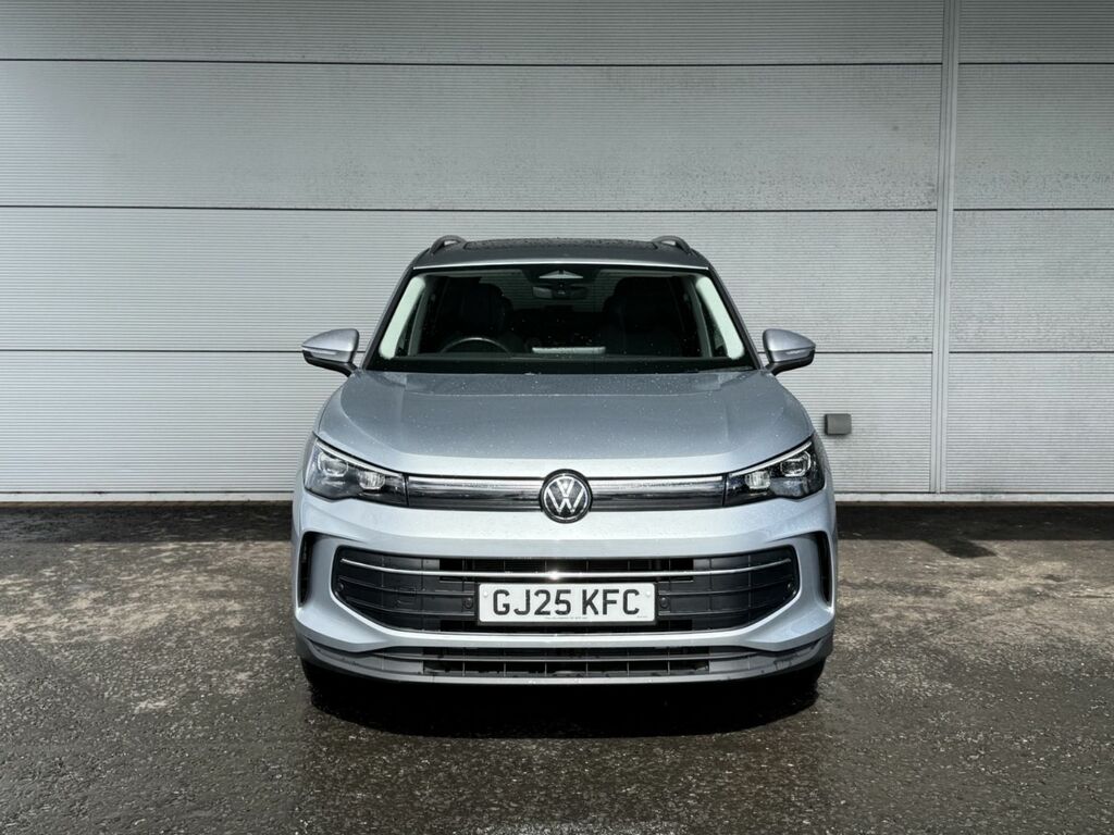 Volkswagen Tiguan 2.0 Tdi Match 150 Bhp Dsg GJ25KFC Silver #2