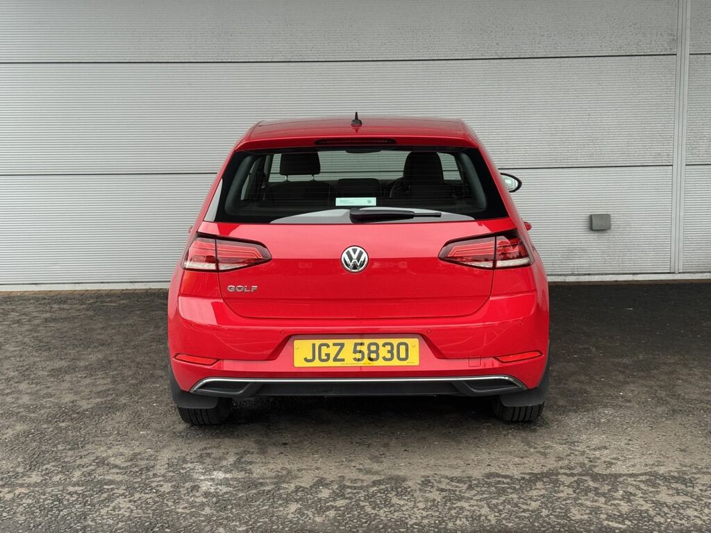 Volkswagen Golf 1.6 Tdi Se Navigation 115 Bhp JGZ5830 Red #4