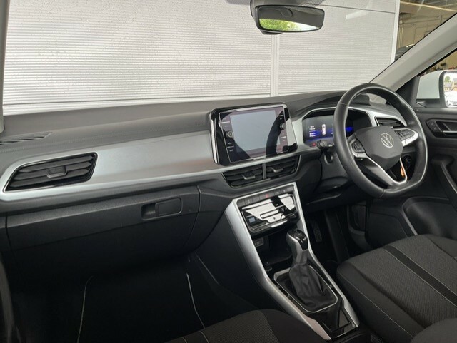 Volkswagen T-Roc 1.5 Tsi Life 150 Bhp Dsg SL72YBF White #6