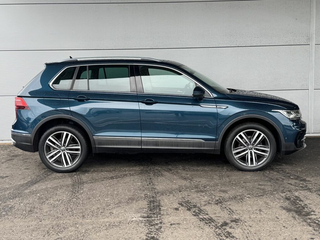 Volkswagen Tiguan 2.0 Tdi Elegance 150 Bhp 4M Dsg YR71KTG Blue #3