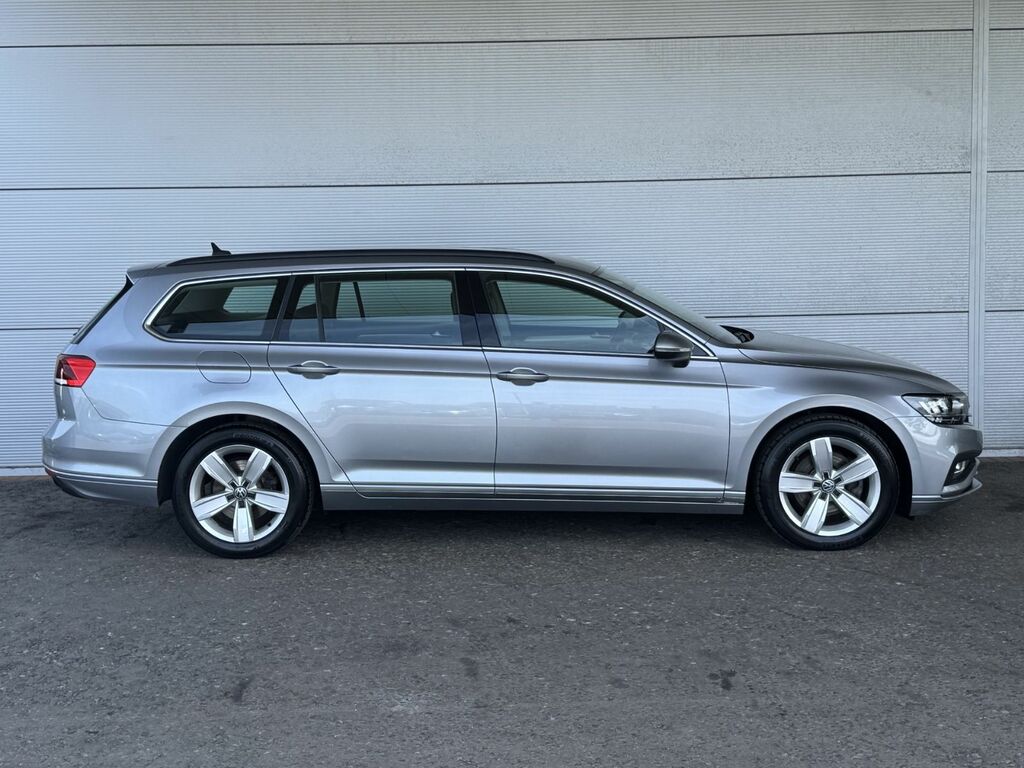 Volkswagen Passat Estate 2.0 Tdi Se Nav 150 Bhp Dsg Silver #3
