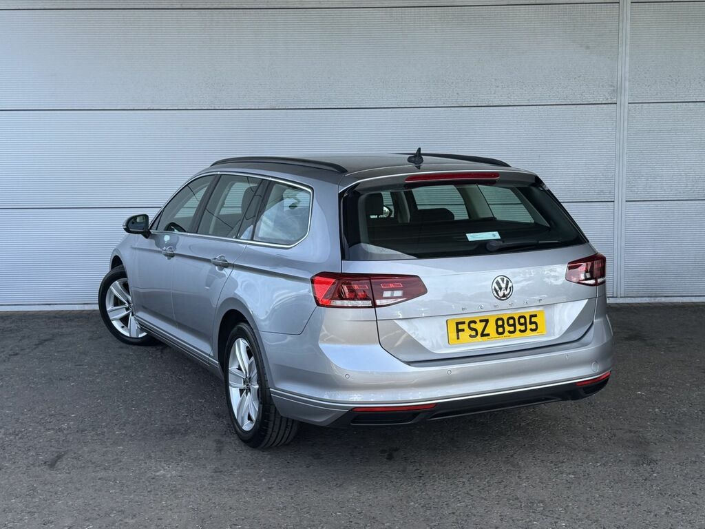Volkswagen Passat Estate 2.0 Tdi Se Nav 150 Bhp Dsg Silver #5