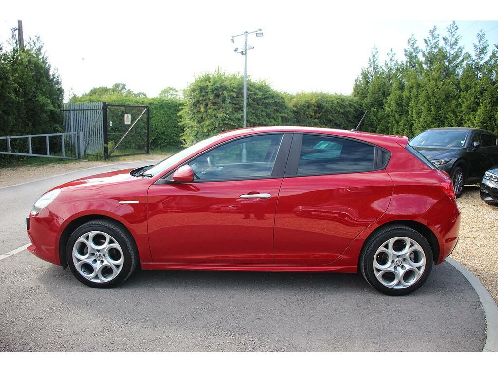 Alfa Romeo Giulietta Hatchback Red #5