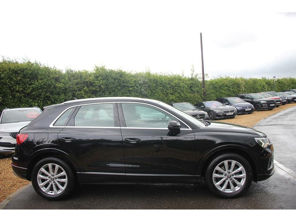 Audi Q3 Q3 Sport 35 Tfsi RY19HZK Black #3