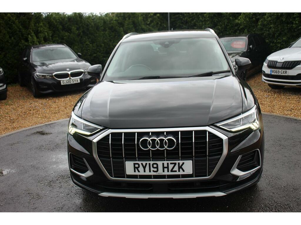 Audi Q3 Q3 Sport 35 Tfsi Black