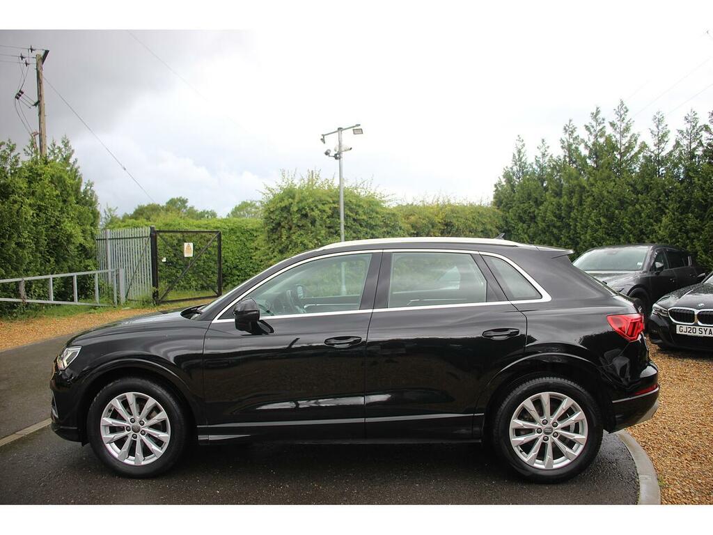 Audi Q3 Q3 Sport 35 Tfsi RY19HZK Black #4