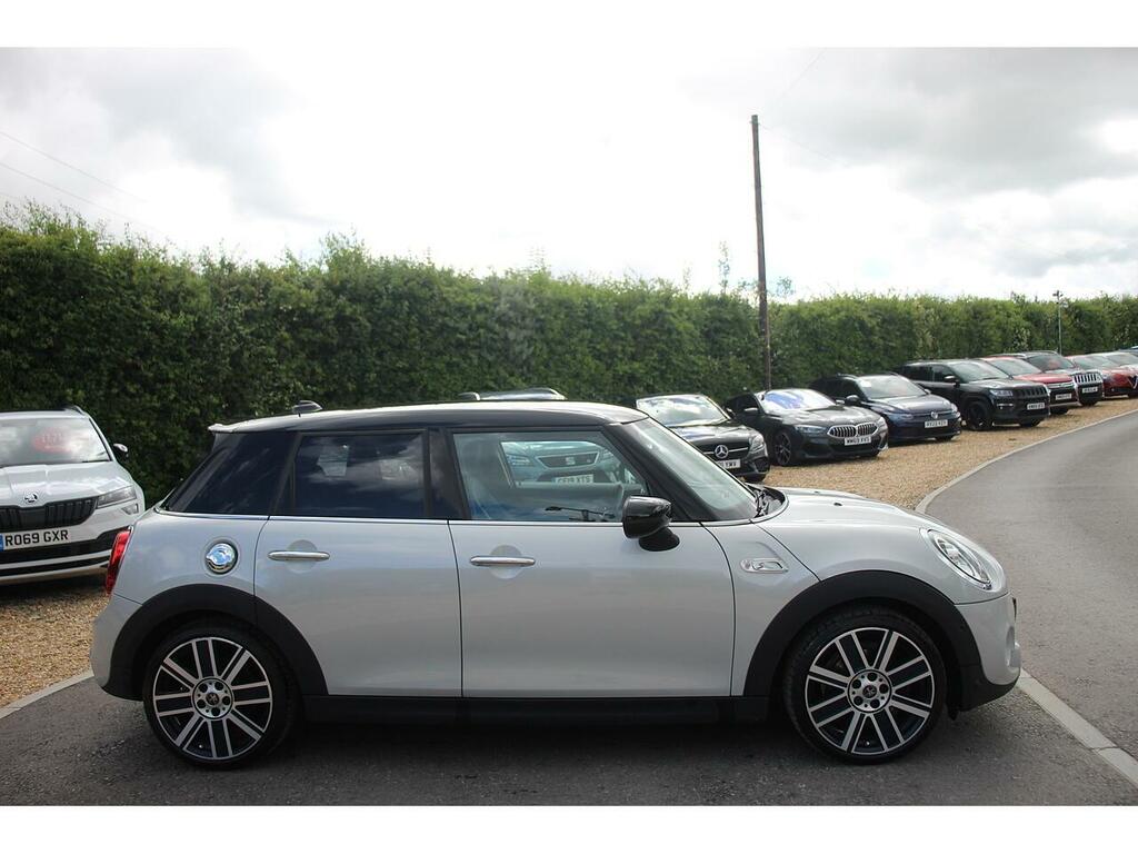 Mini Hatch Hatchback LX69ZVW White #4