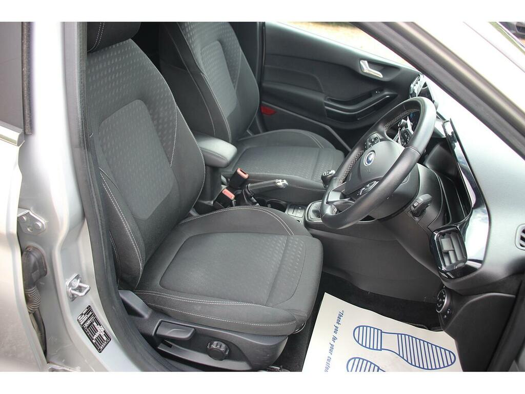 Ford Fiesta Active B And O White #10
