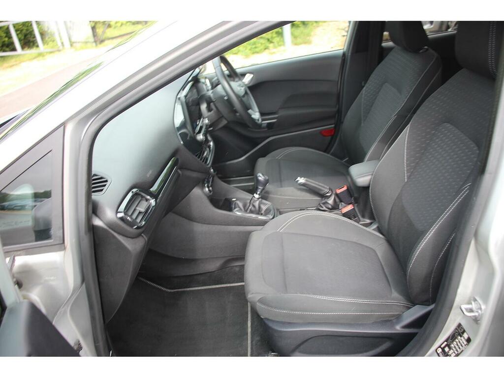 Ford Fiesta Active B And O White #11