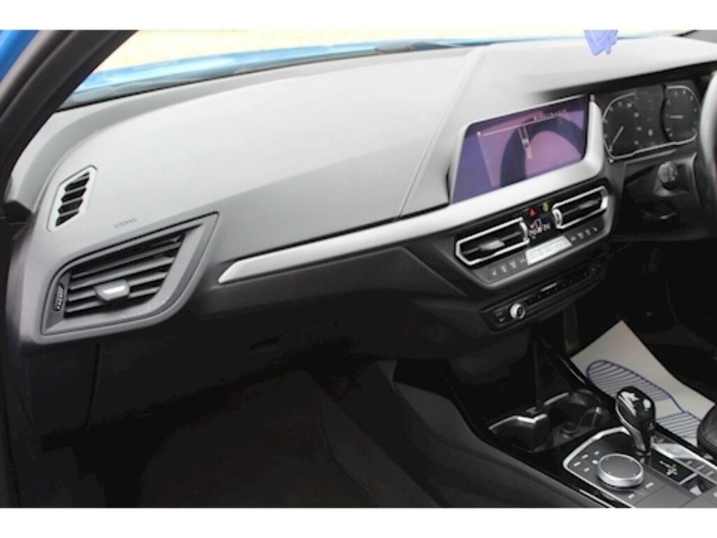 BMW 1 Series Hatchback YF70JMV Blue #5