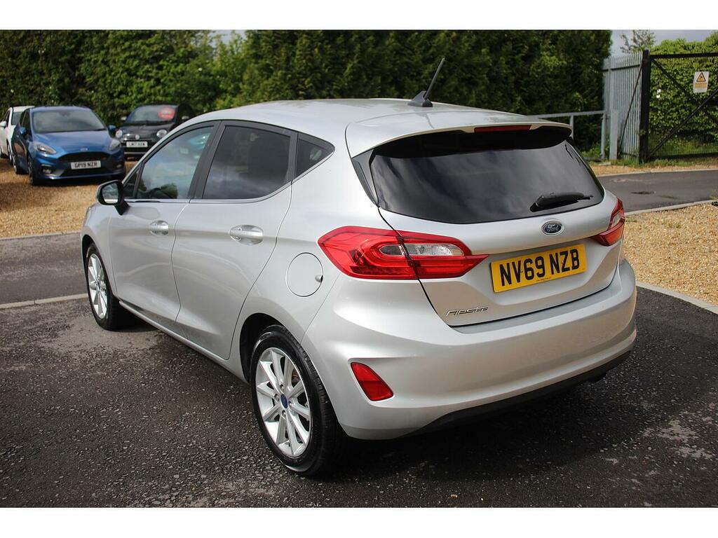 Ford Fiesta Hatchback Silver #5