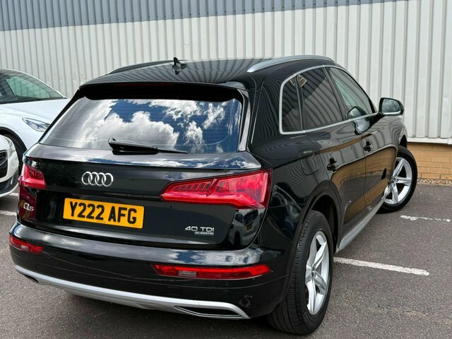 Audi Q5 Tdi 40 Sport S Black #6