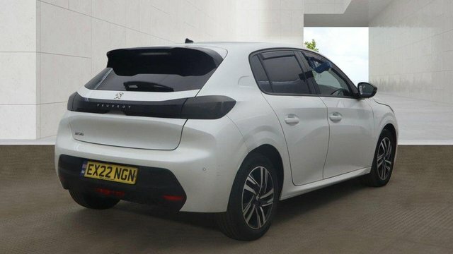 Peugeot 208 Puretech Allure Premium Eat White #5