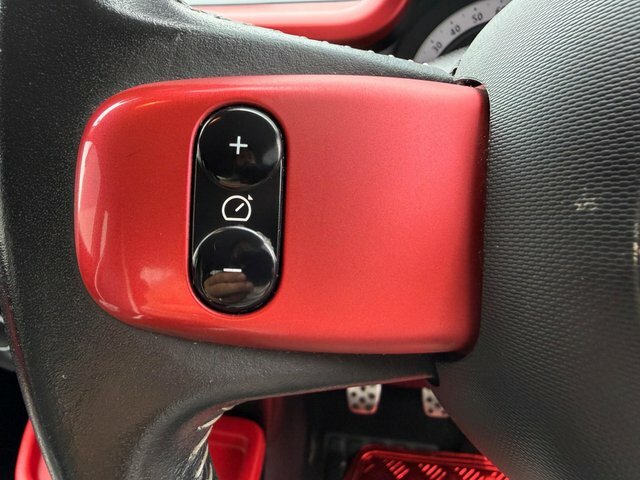 Renault Twingo 0.9 Tce 90 Dynamique Low Mileage Full Main Dealer Red #18