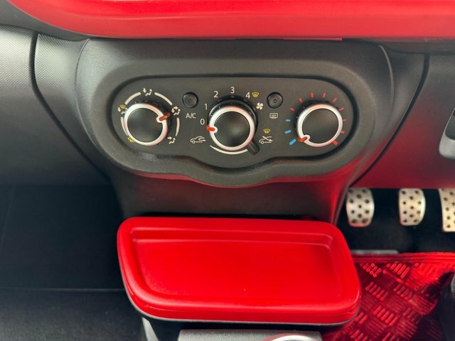 Renault Twingo 0.9 Tce 90 Dynamique Low Mileage Full Main Dealer Red #16