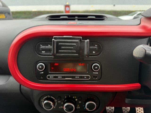 Renault Twingo 0.9 Tce 90 Dynamique Low Mileage Full Main Dealer Red #30