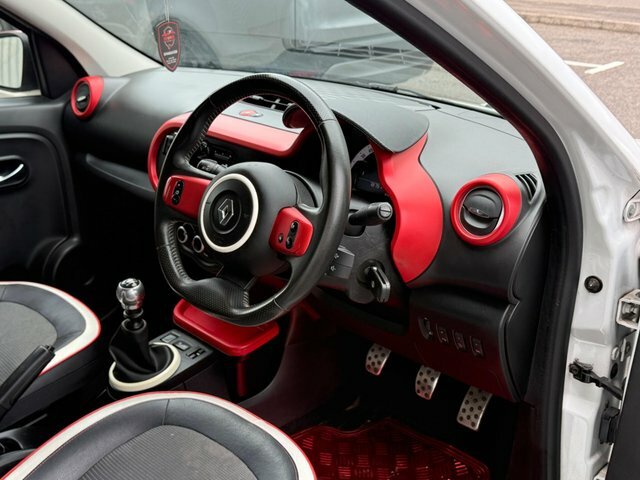 Renault Twingo 0.9 Tce 90 Dynamique Low Mileage Full Main Dealer Red #9