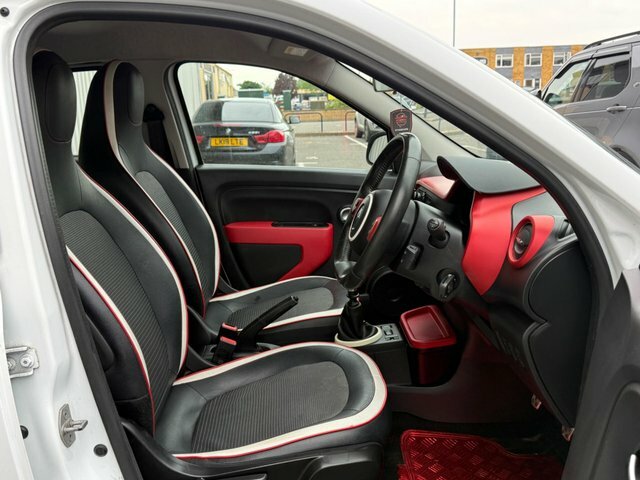 Renault Twingo 0.9 Tce 90 Dynamique Low Mileage Full Main Dealer Red #13