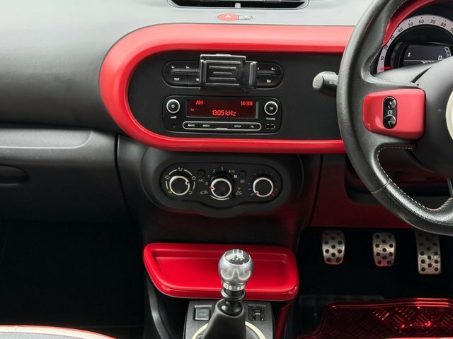 Renault Twingo 0.9 Tce 90 Dynamique Low Mileage Full Main Dealer Red #10