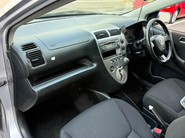 Honda Civic Hatchback 1.6 I-vtec Se Sport 200353 Green #8