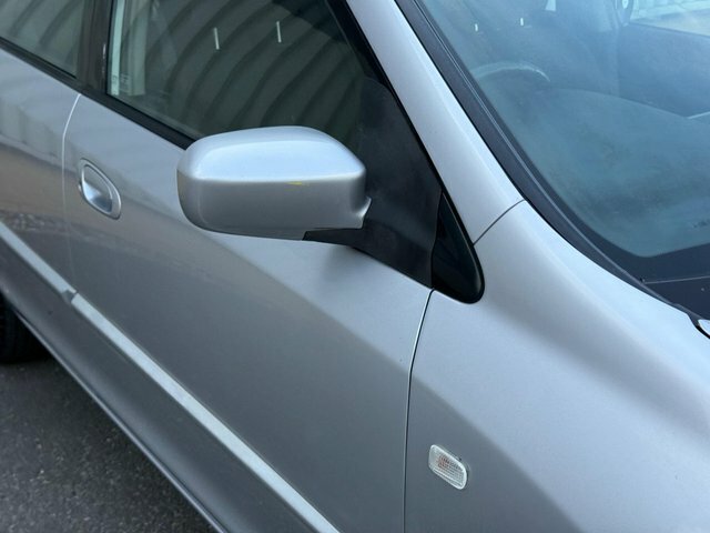 Honda Civic Hatchback 1.6 I-vtec Se Sport 200353 Green #33