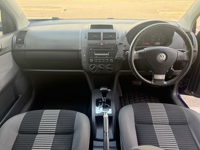 Volkswagen Polo 1L Se Black #12