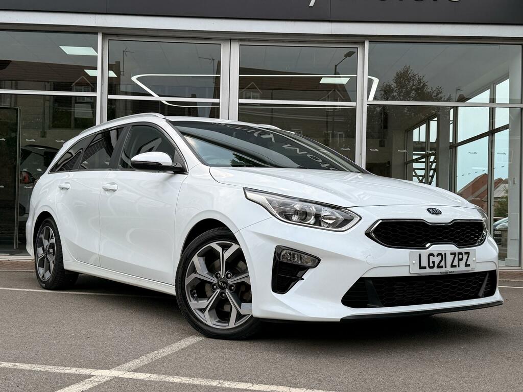 Kia Ceed 1.6 Crdi Mhev 3 Sportswagon Hybrid Dct White
