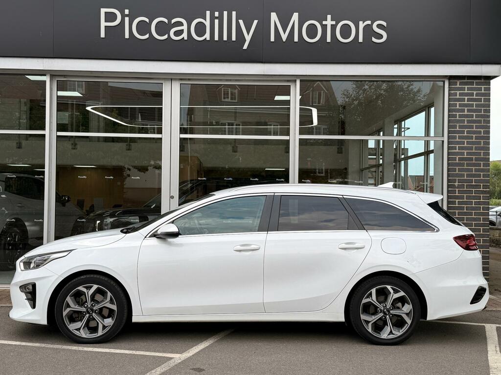 Kia Ceed 1.6 Crdi Mhev 3 Sportswagon Hybrid Dct White #3