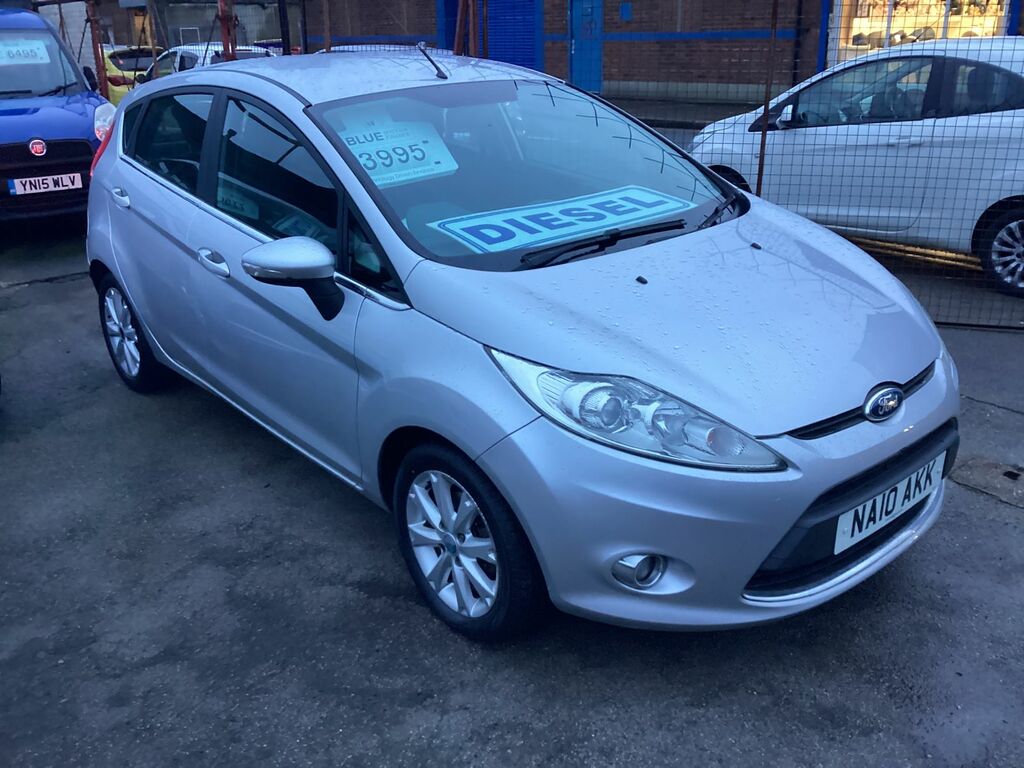 Ford Fiesta Fiesta Hatchback Silver #4