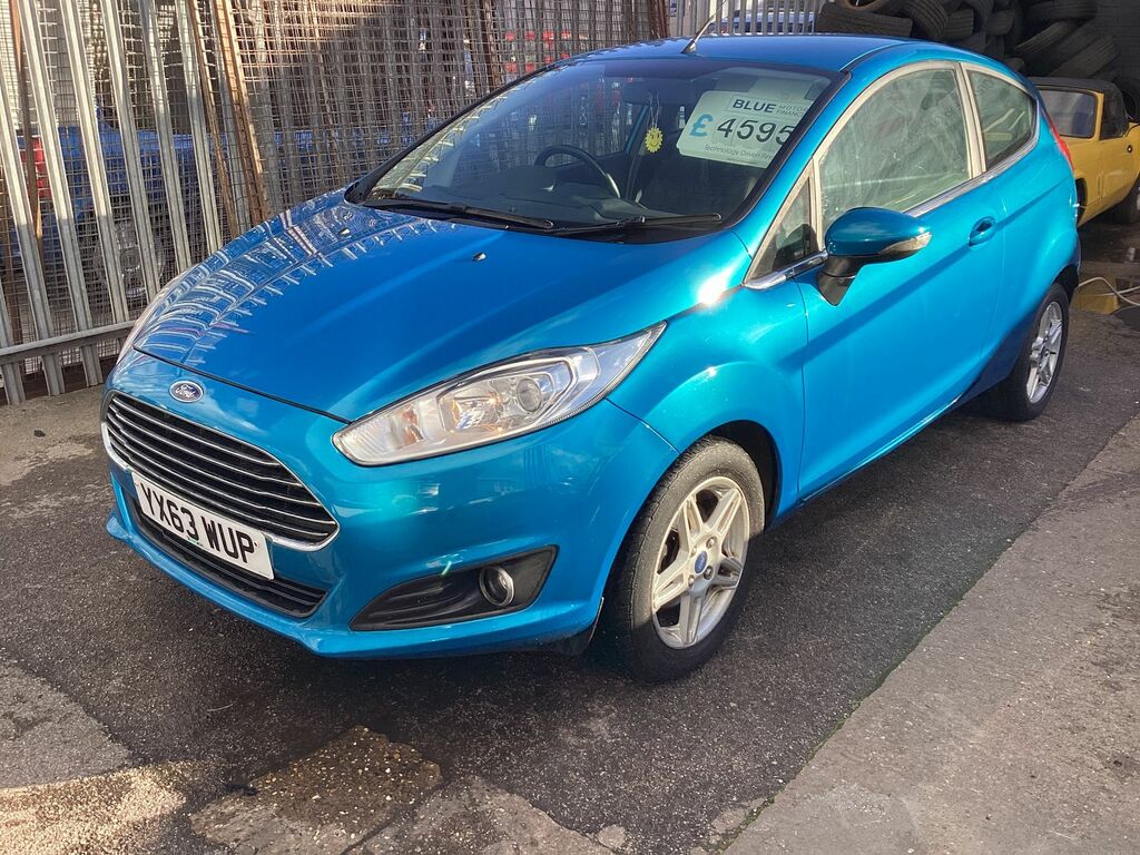 Ford Fiesta 1.2L Zetec Hatchback Euro 5 81 YX63WUP Blue #6