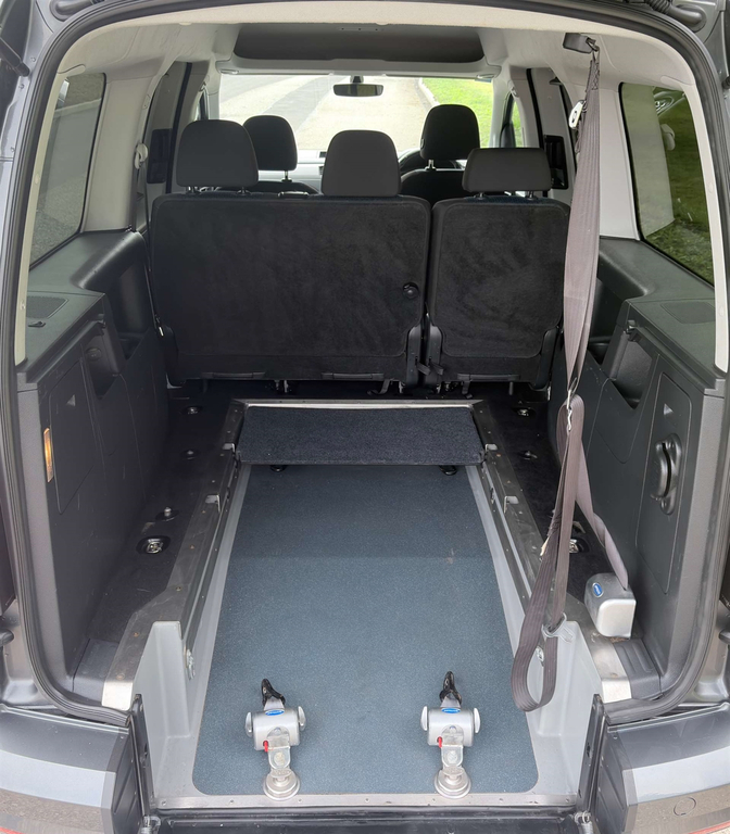 Volkswagen Caddy Maxi Life C20 Fold Flat Ramp Wheelchair Accessible Vehicle YY70MYD #6