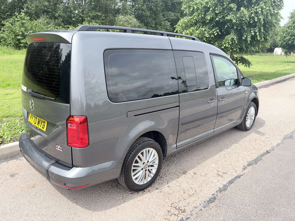 Volkswagen Caddy Maxi Life C20 Fold Flat Ramp Wheelchair Accessible Vehicle YY70MYD #5