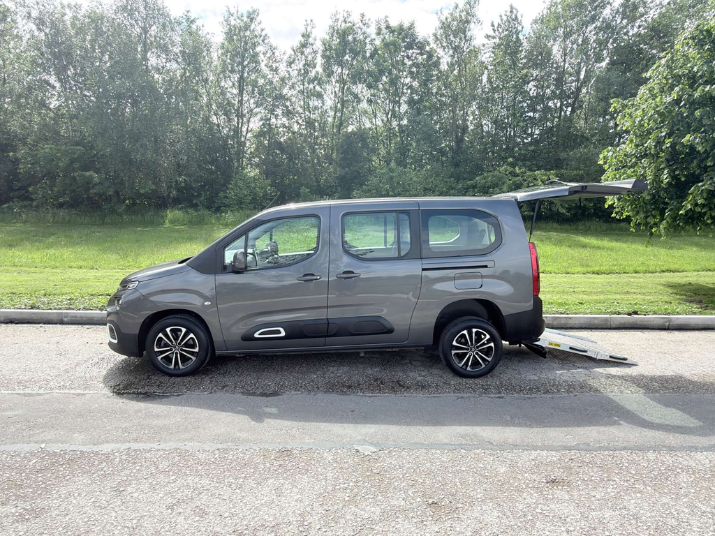 Citroen Berlingo Puretech XL Lwb 5 Seats Wheelchair Access