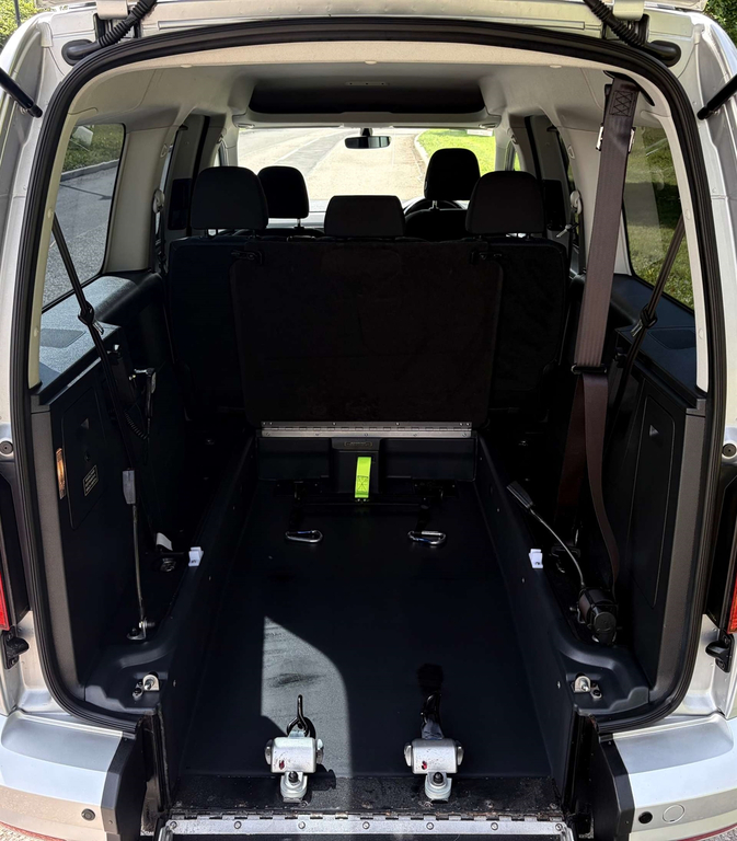 Volkswagen Caddy Maxi Life C20 Alliedlow Miles Wheelchair Accessible Vehic #5