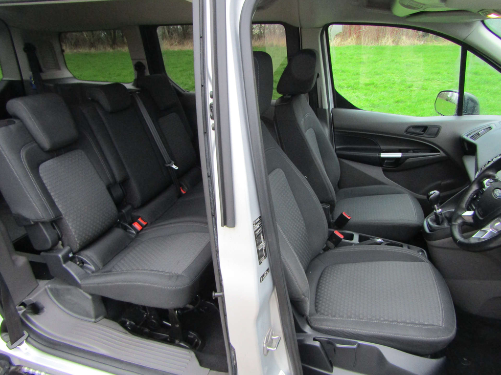 Ford Grand Tourneo Connect 1.5 Ecoblue 120 Titanium Powershift Grey #8