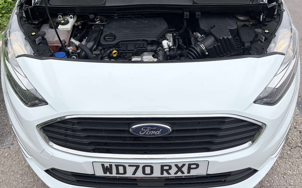 Ford Grand Tourneo Connect 1.5 Ecoblue 120 Active Powershift Red #10