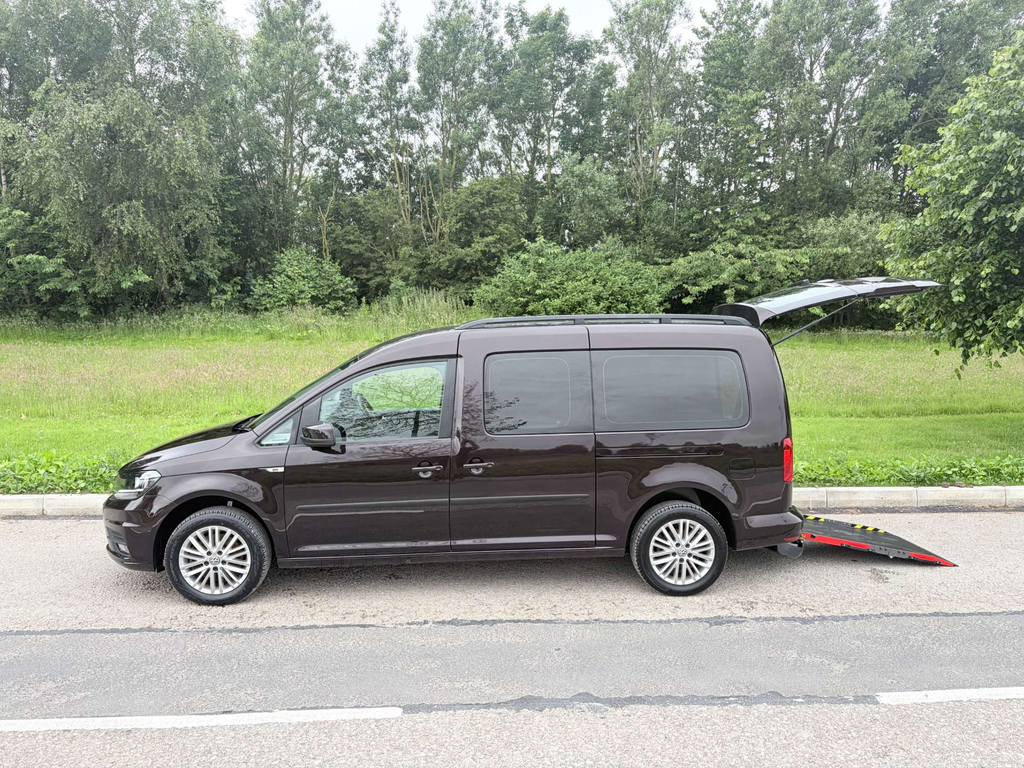 Volkswagen Caddy Maxi Life Low Mileage Wheelachair Accessibel Vehicle Wav D