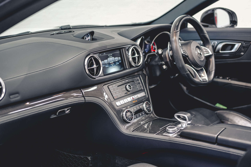Mercedes-Benz SL Class Automatic Black #31