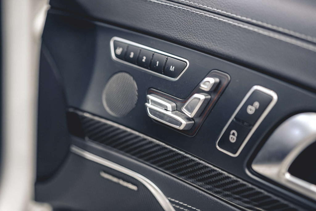 Mercedes-Benz SL Class Automatic Black #18