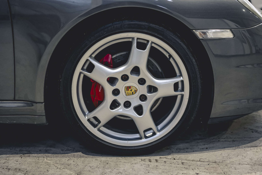 Porsche 911 Carrera 4S 4Wd #6