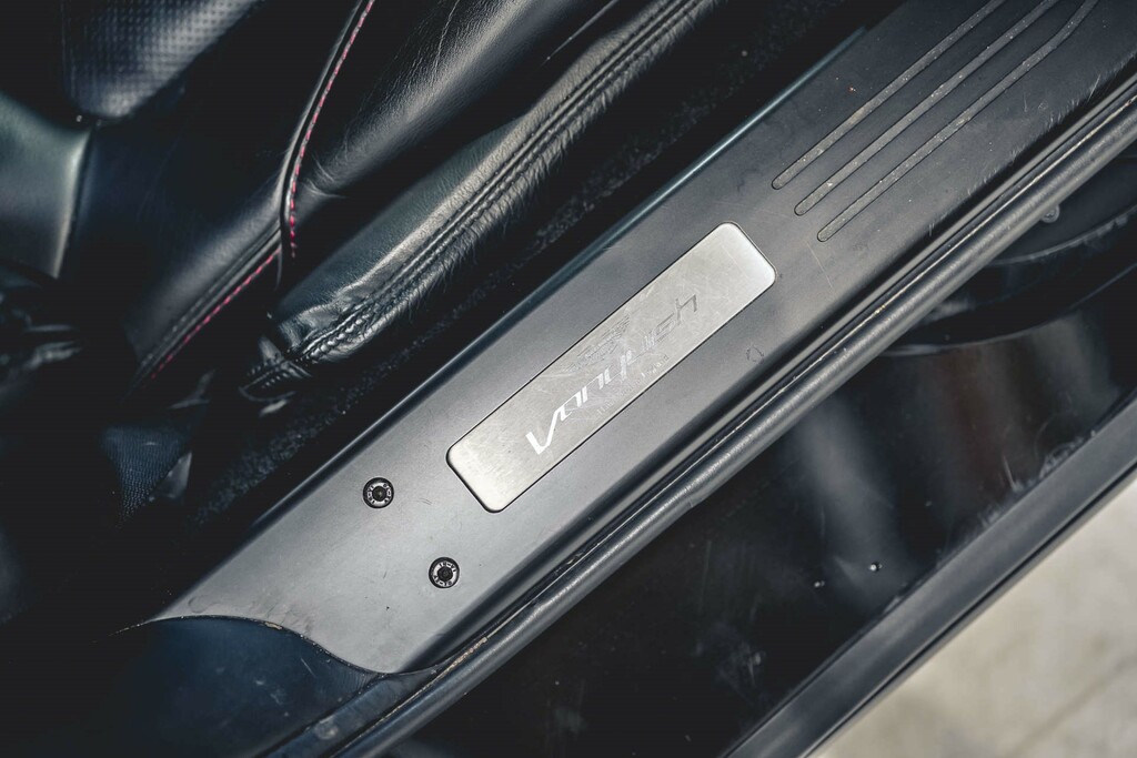 Aston Martin Vanquish Vanquish V12 Silver #23